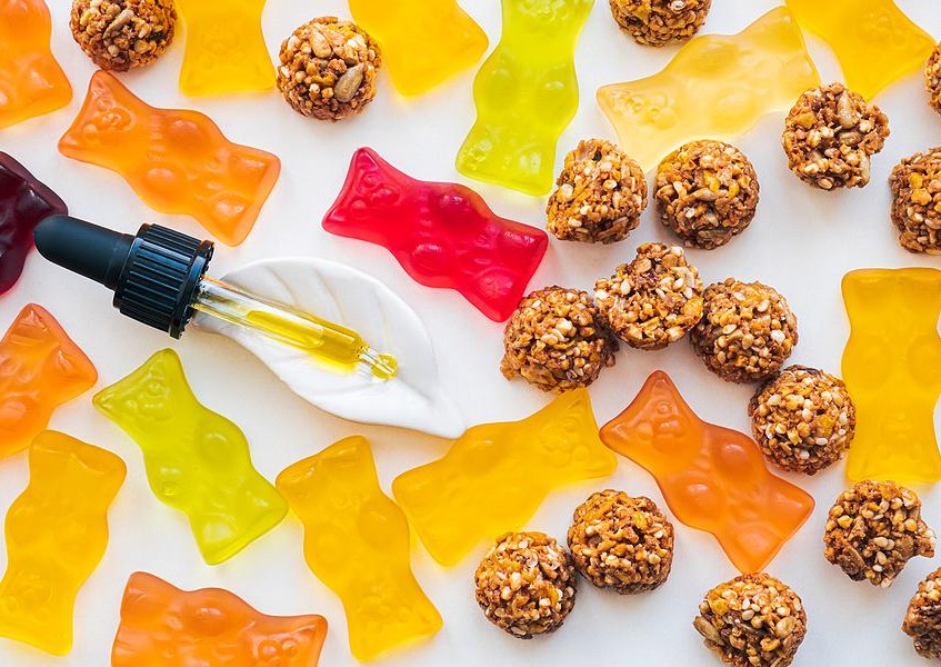 5 Clever Ways to Make Edibles Kick in Faster